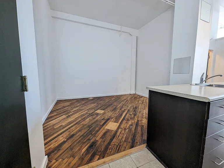 35 Water St S #314 — Photo 13