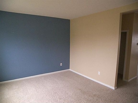 2nd image of 1153 Promenade Dr