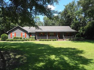 2900 Chadwick Dr, Waycross, GA 31501