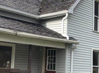 221 N Patterson St, Lovington, IL 61937