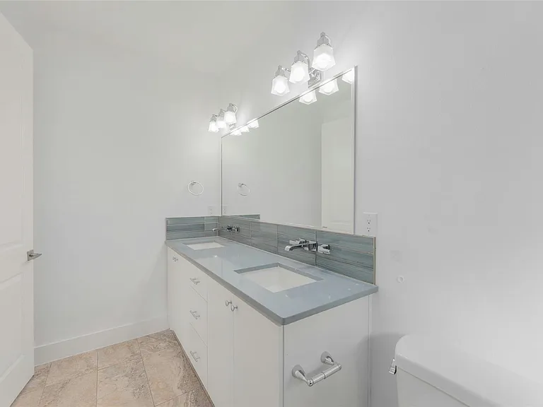 1114 Walton Ln #B — Photo 23