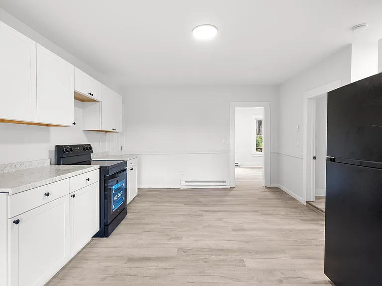 146 Hobart St #1 — Photo 19