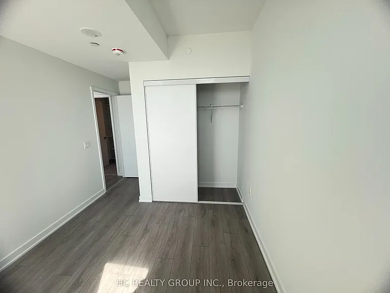 1 Fairview Rd E #2502 — Photo 4