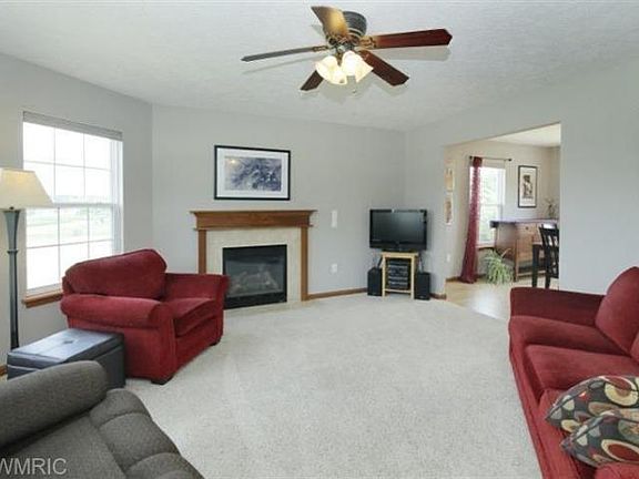 4th image of 11546 Ambling Ave