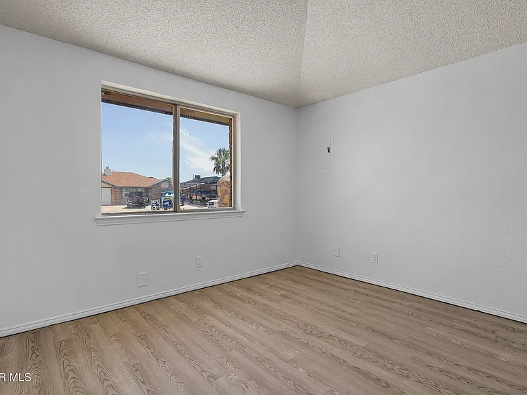 6713 Heartstone Ct — Photo 14