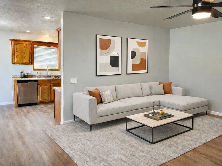 Blue Stem Cir — Photo 5