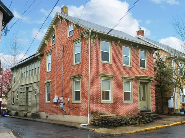 740 Front St, Catasauqua, PA 18032
