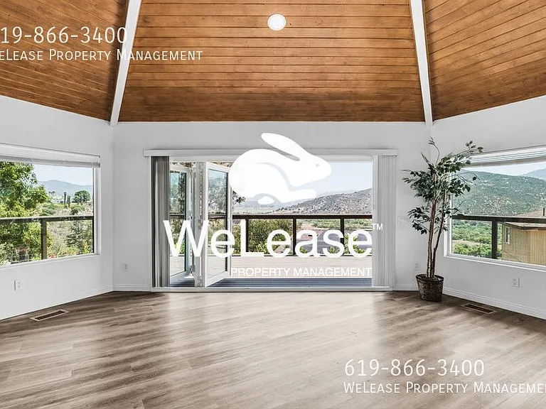 2916 Anaheim St — Photo 5