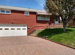 152 Manchester Dr, Irwin, PA