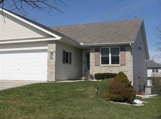 2116 Blue Heron Ct, Stoughton, WI 53589