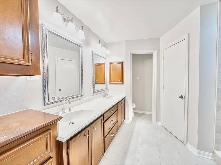 7914 Candle Ln — Photo 36