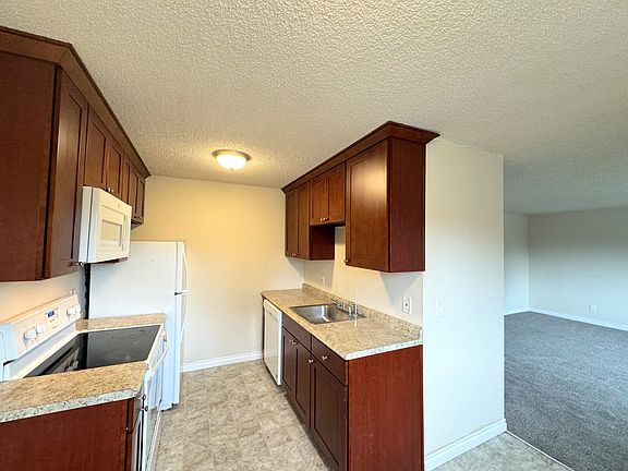 3rd image of 6608 106th Street Ct E APT F