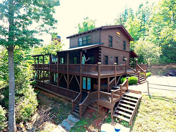 360 degrees of Deck
