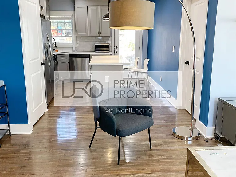 1927 S Gordon St SW — Photo 10