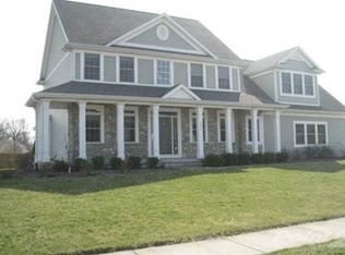 2572 Bell Cir, Stevensville, MI 49127