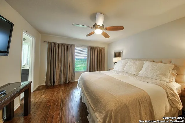 4202 Woodbridge Way — Photo 12