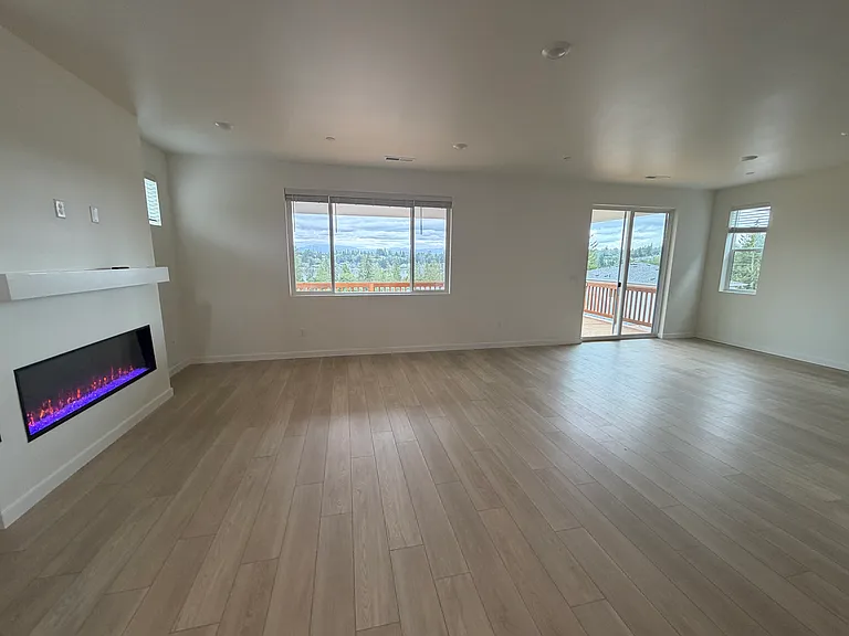 609 103rd Ct SE — Photo 4
