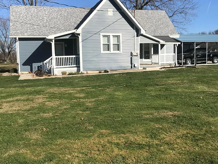 9708 N County Road 200 W — Photo 1