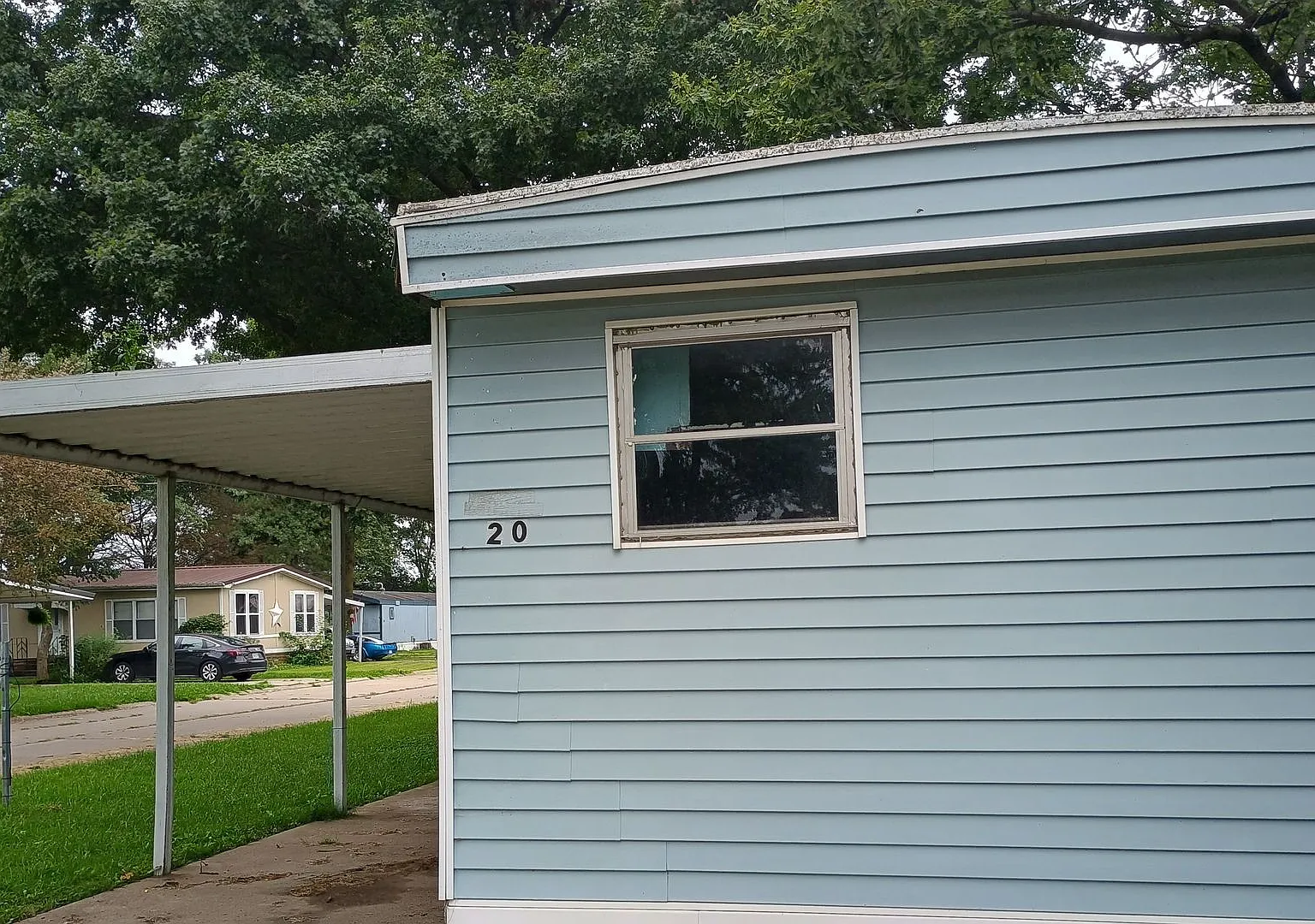 2-Bedroom Project Home Pre-Lease Repair Opportunity — Photo 2