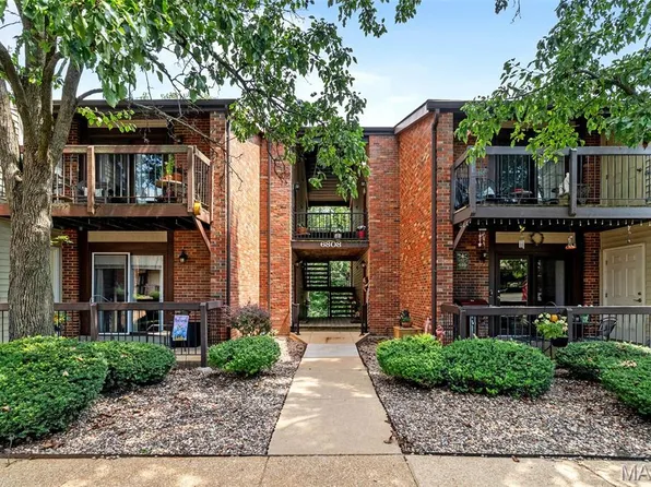 6808 Cottage Grove Ln APT I, Saint Louis, MO 63129
