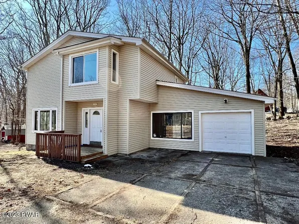 102 Keystone Dr, Dingmans Ferry, PA 18328