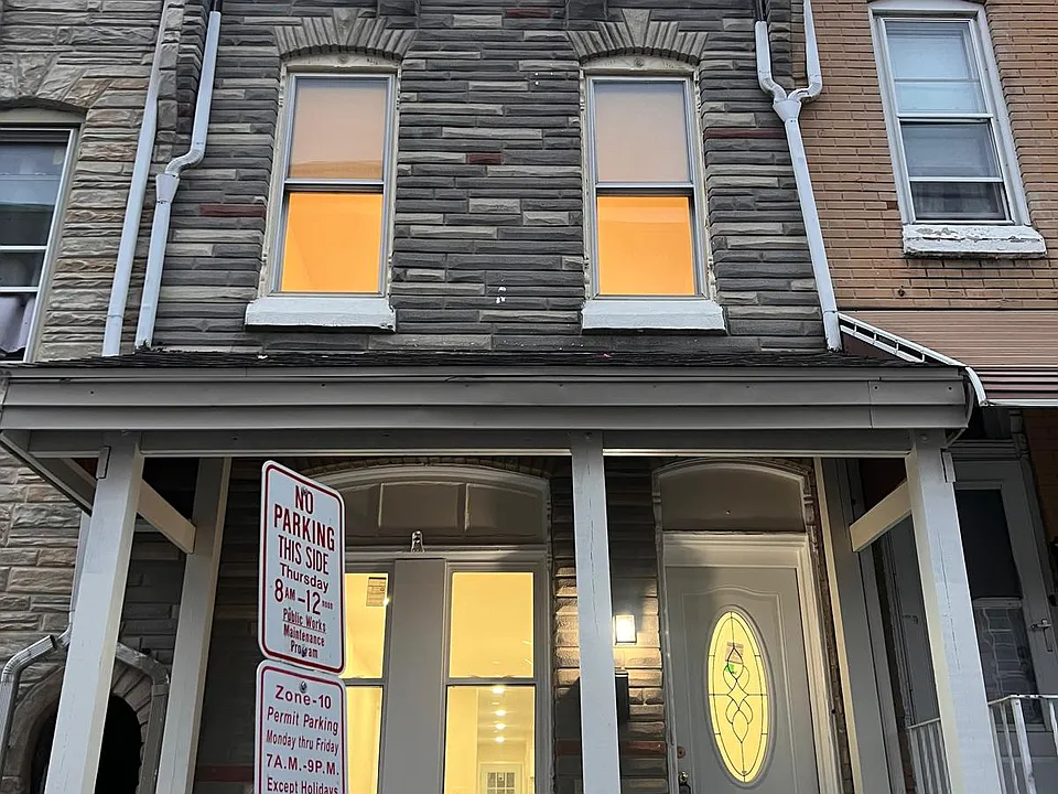 1209 Elm St