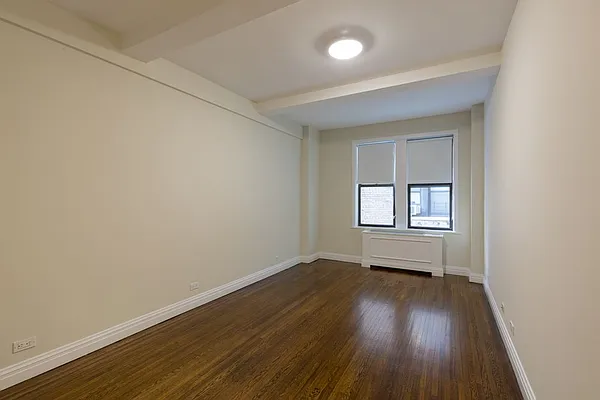 Rented by Stonehenge NYC LLC | media 4