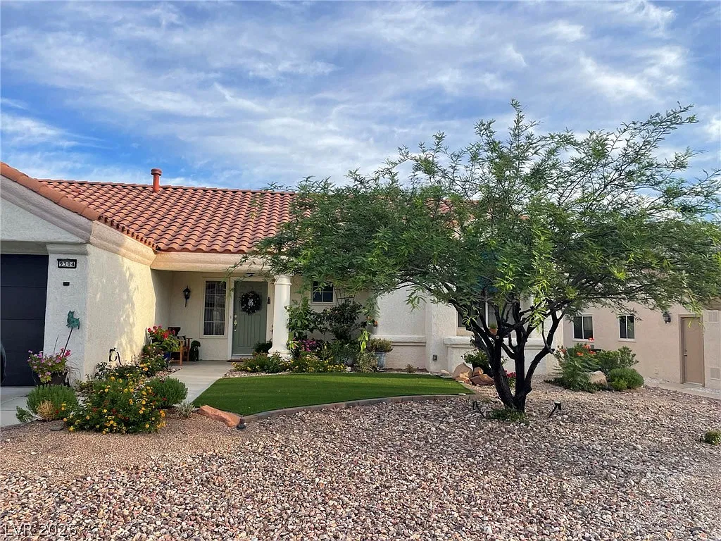 2 bed, 2.0 bath, 1370 sqft, $2,495 — Photo 4
