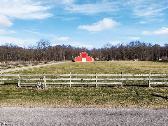 3rd image of 14525 Serfass Rd