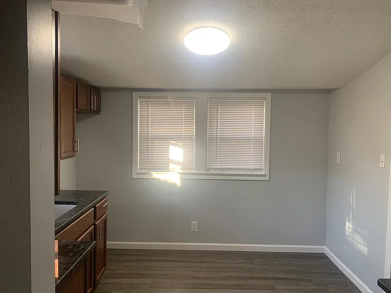 3440 Granton Ave — Photo 12