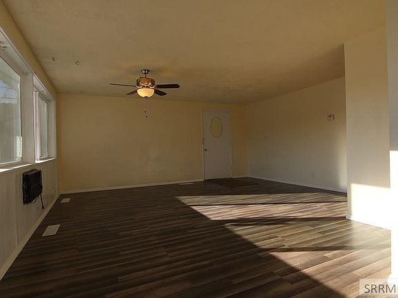 3rd image of 1156 Halsey St