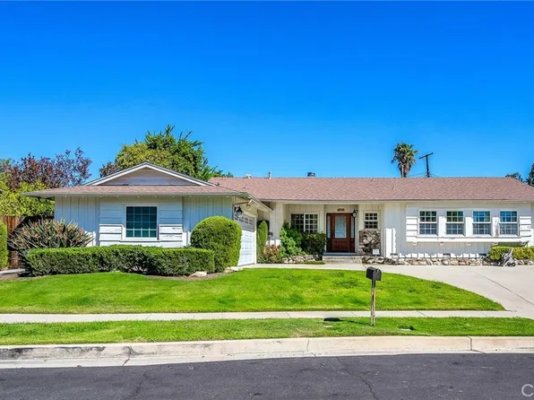 23717 Crosson Dr, Woodland Hills, CA 91367