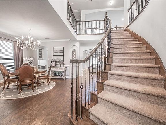 2nd image of 1434 Heather Brook Ln