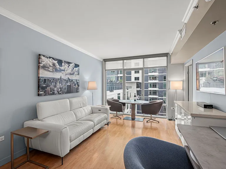 425 W Beech St #854 — Photo 10