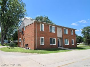 36817 Sibley Rd, New Boston, MI 48164