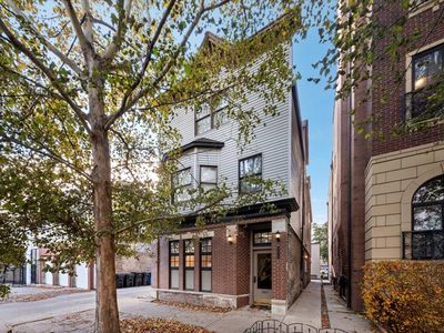 3212 N Ravenswood Ave #1, Chicago, IL, 60657