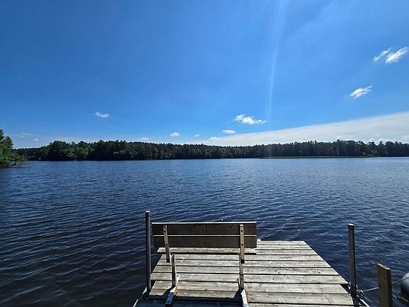 3rd image of 2268 River Rd