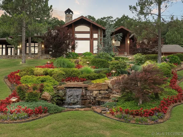 6702 Riva Ridge Rd, Tulsa, OK 74132