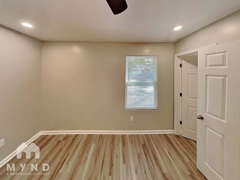 214 Aspen Dr — Photo 9