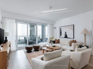 455 Wellington St W #907, Toronto, ON M5V 0V8