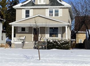 618 E Irving Ave, Oshkosh, WI 54901