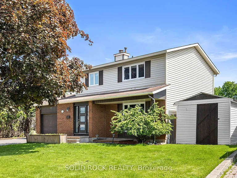 1631 Charbonneau St — Photo 2
