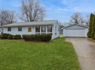 740 Sheridan Rd, Saint Joseph, MI 49085