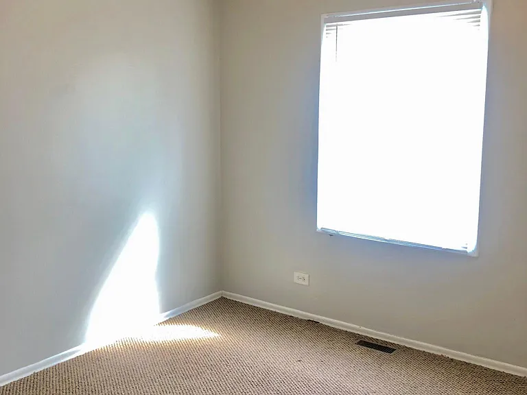17830 Harvard Ln — Photo 11