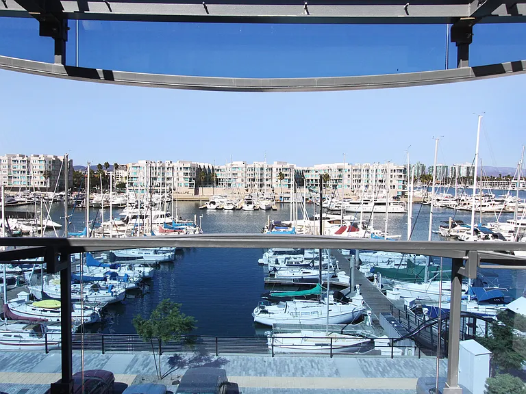 Waves MDR Apartments — Photo 19