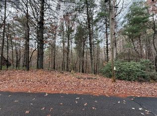 235 Toccoa Ct, Ellijay, GA 30540