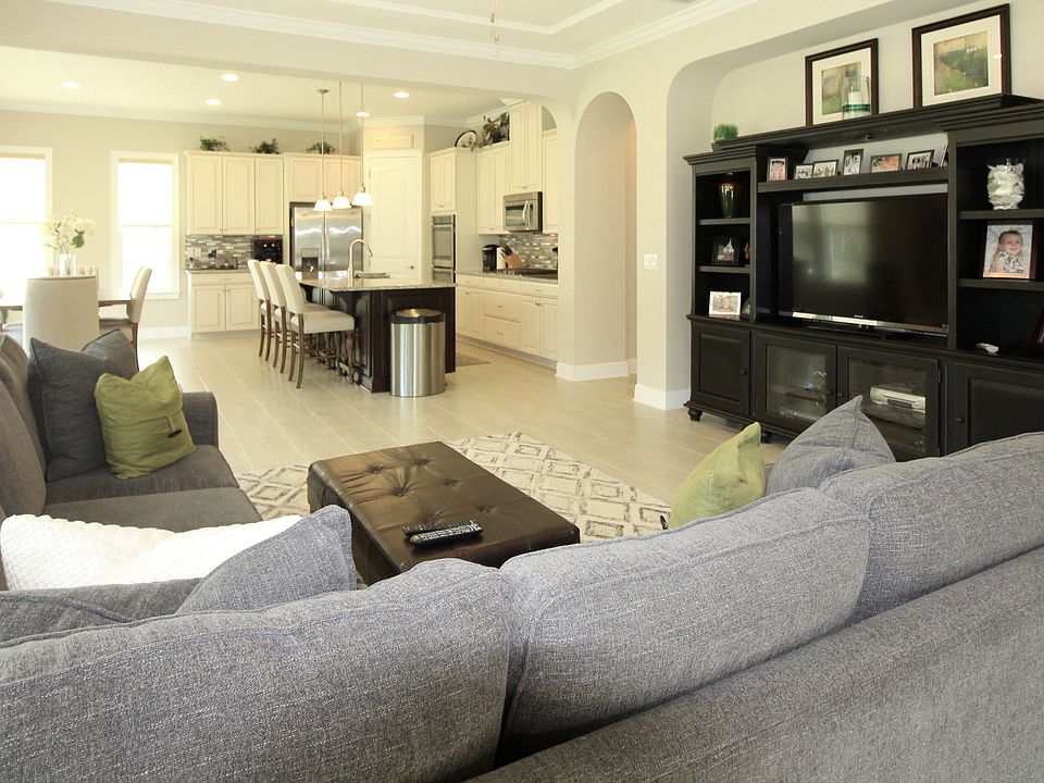 1st image of 14204 Creekbed Cir