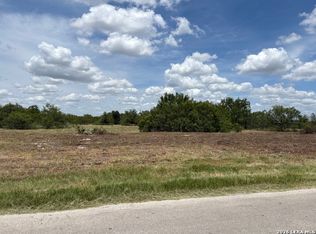 100 Oak Hollow Dr #1, La Vernia, TX 78121