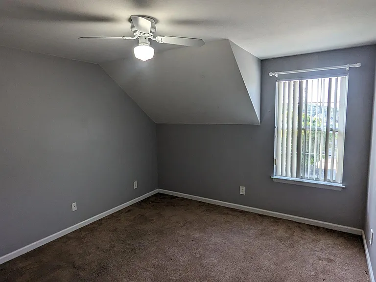 275 Timber Ridge Dr — Photo 6