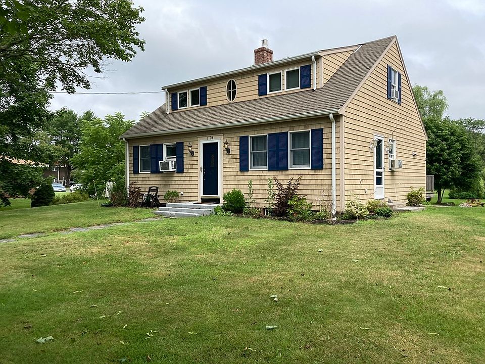 1104 Read St, Somerset, MA 02726 Zillow